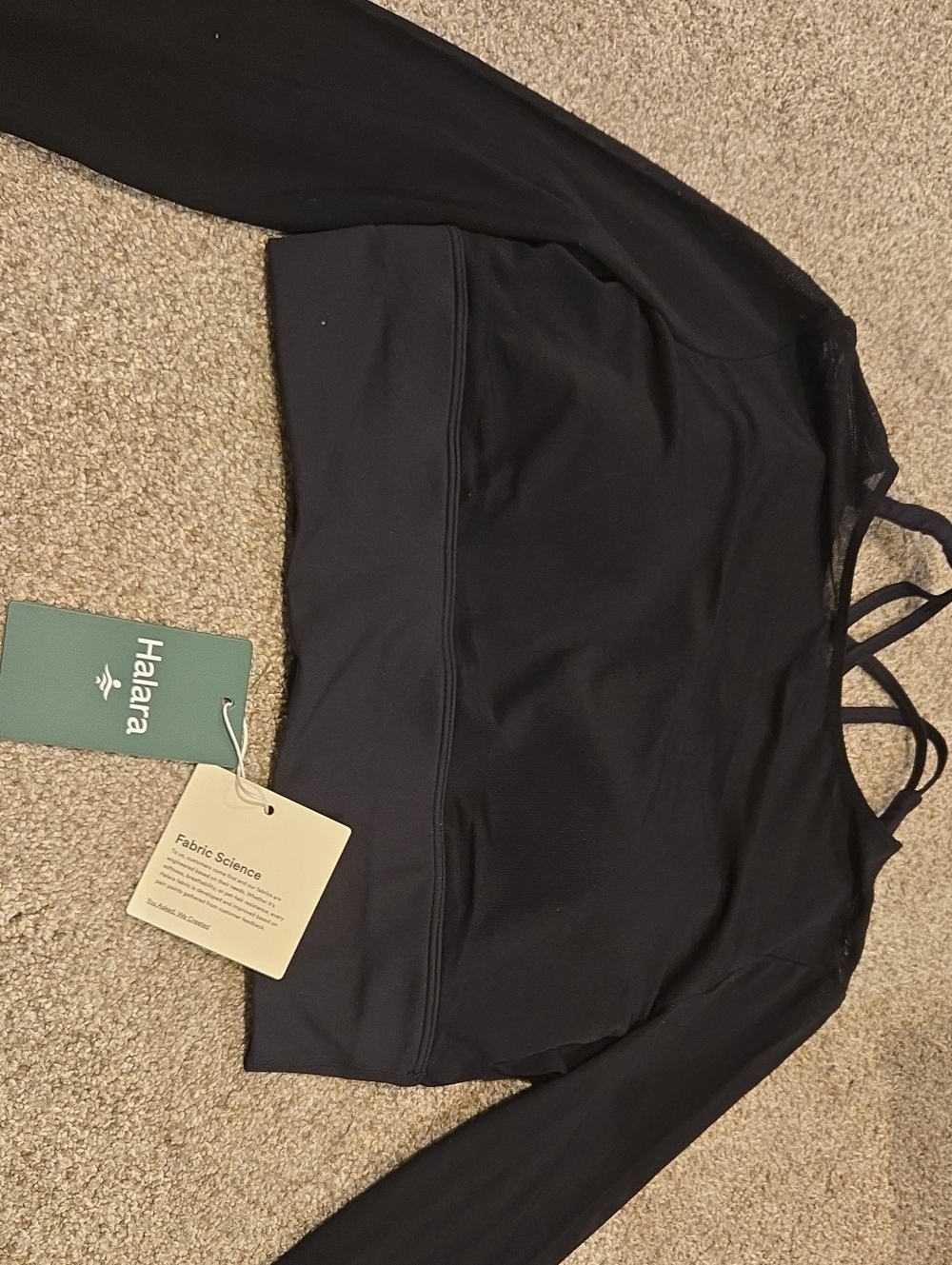 HALARA Black Strappy Long Sleeve Crop Top